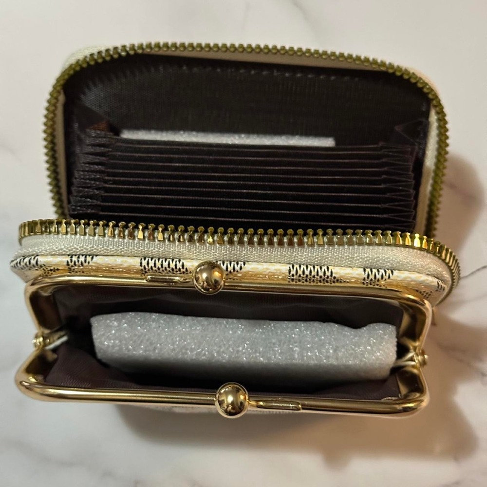 Mini Wallet - Picture 7 of 7